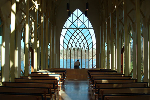 7 - L'interno della cappella del Baughman Centre